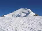 Apparition du sommet du Mont-Blanc au cours de la mont&eacute;e